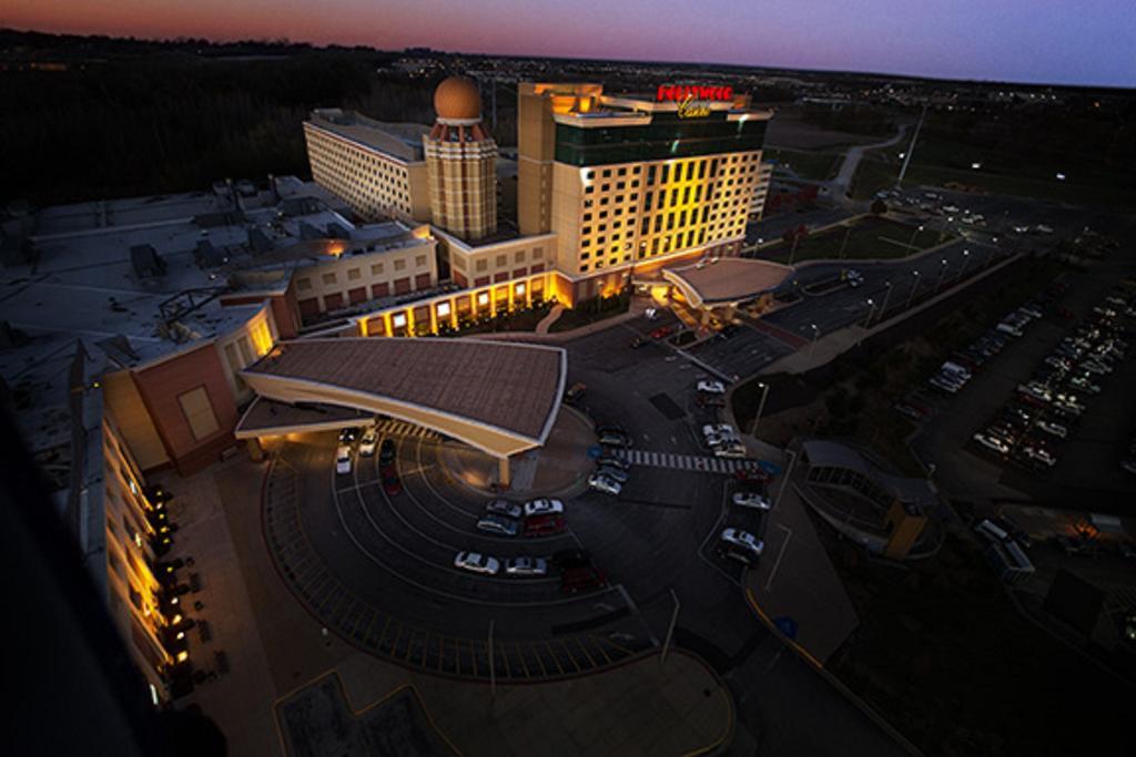 Hollywood Casino St. Louis Hotel Maryland Heights Exterior photo