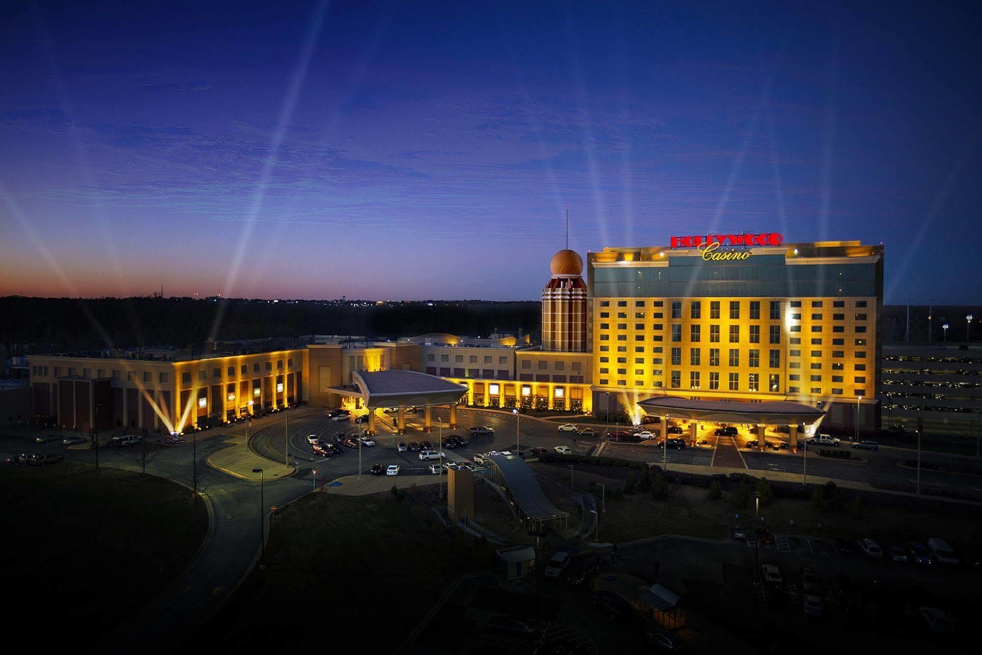Hollywood Casino St. Louis Hotel Maryland Heights Exterior photo