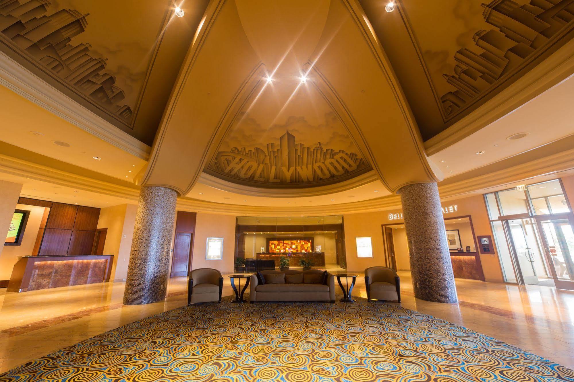 Hollywood Casino St. Louis Hotel Maryland Heights Exterior photo